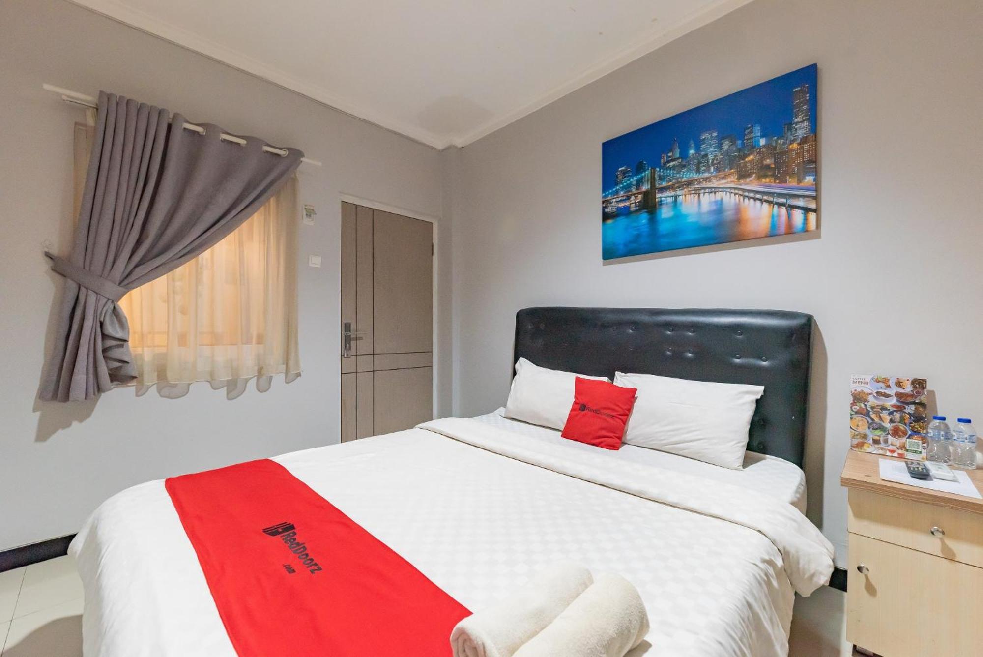 Reddoorz Near Botani Square Mall Μπογκόρ Εξωτερικό φωτογραφία